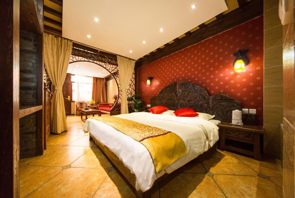 He Mu Ju Inn Zhongyi Branch Lijiang  Eksteriør billede
