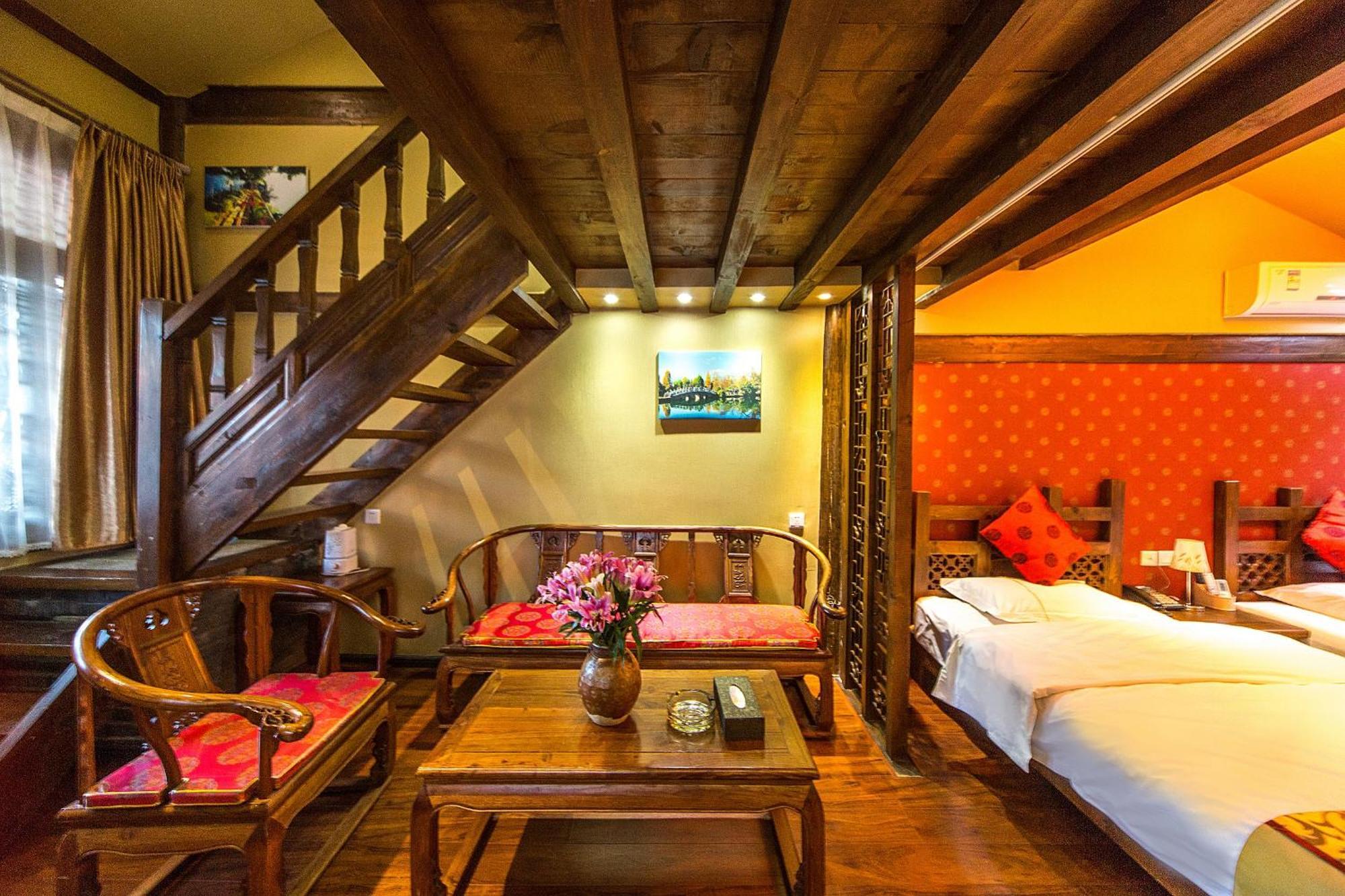 He Mu Ju Inn Zhongyi Branch Lijiang  Eksteriør billede